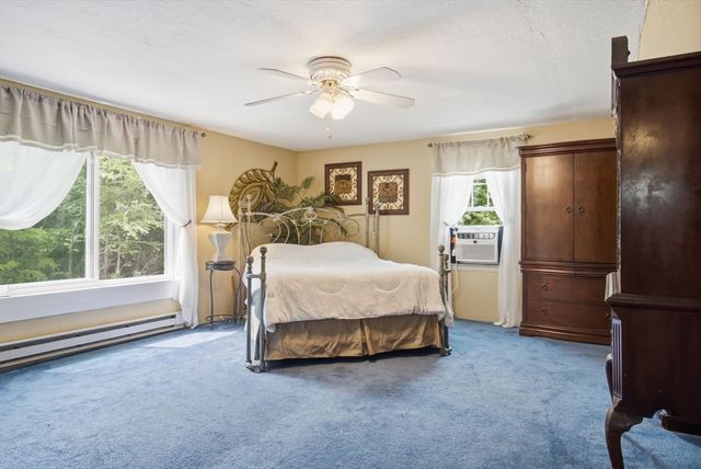 17 Great Pond Rd, Weymouth, MA 02190