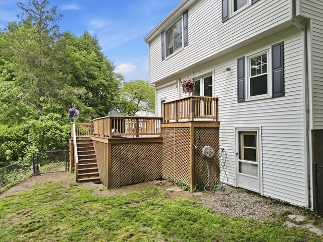 17 Great Pond Rd, Weymouth, MA 02190
