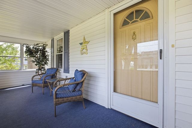 17 Great Pond Rd, Weymouth, MA 02190