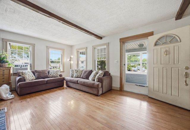 17 Great Pond Rd, Weymouth, MA 02190