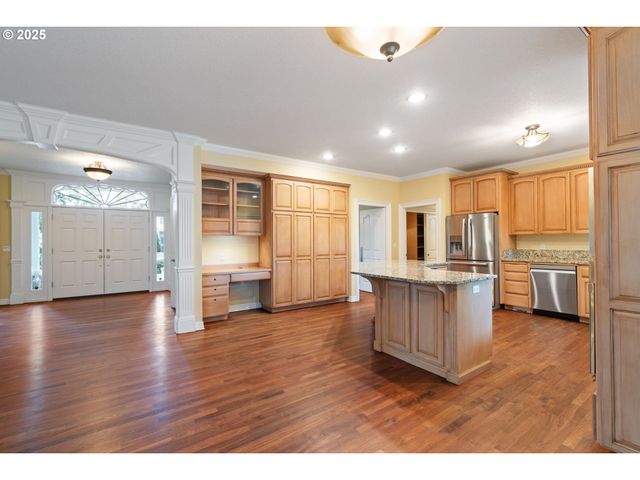 3110 Nw LACAMAS Dr, Camas, WA 98607