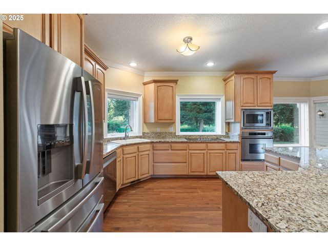 3110 Nw LACAMAS Dr, Camas, WA 98607