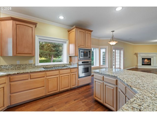 3110 Nw LACAMAS Dr, Camas, WA 98607