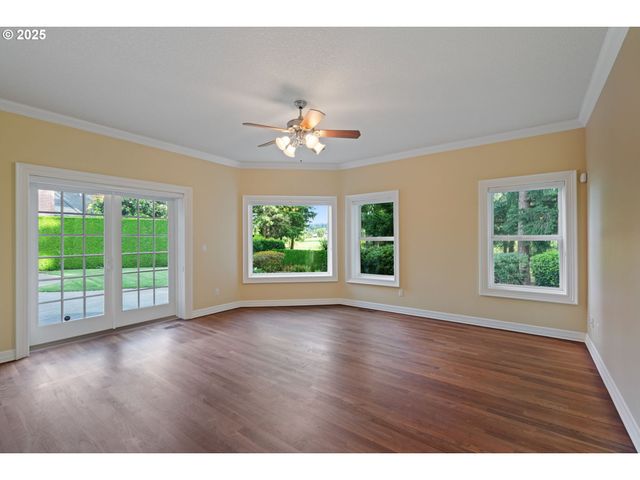 3110 Nw LACAMAS Dr, Camas, WA 98607