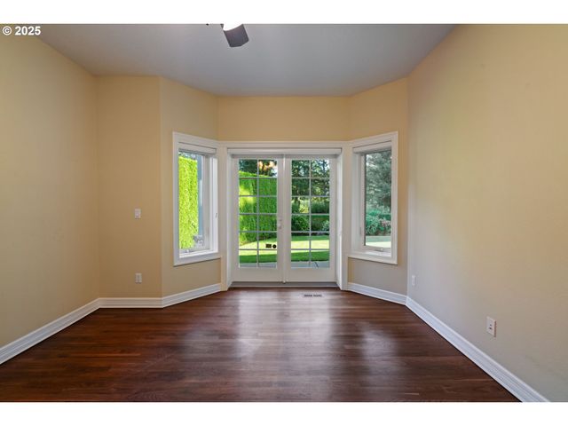 3110 Nw LACAMAS Dr, Camas, WA 98607