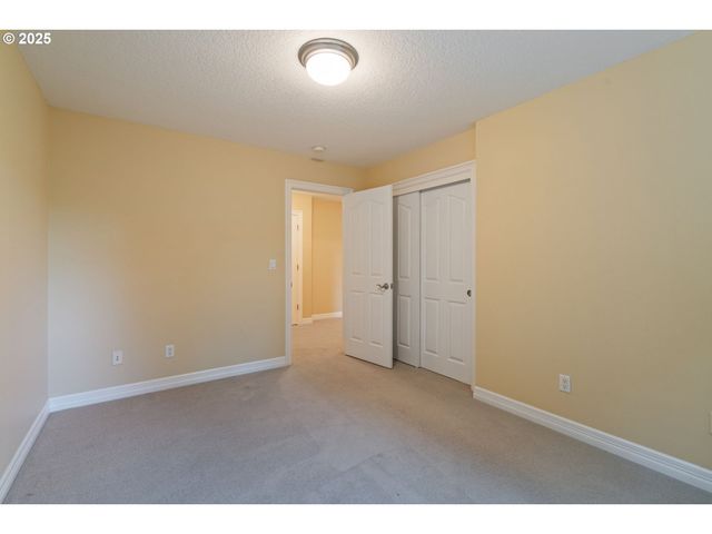 3110 Nw LACAMAS Dr, Camas, WA 98607
