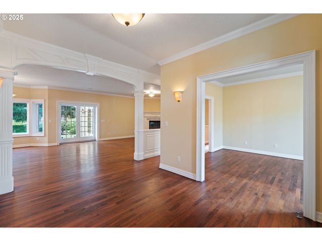 3110 Nw LACAMAS Dr, Camas, WA 98607