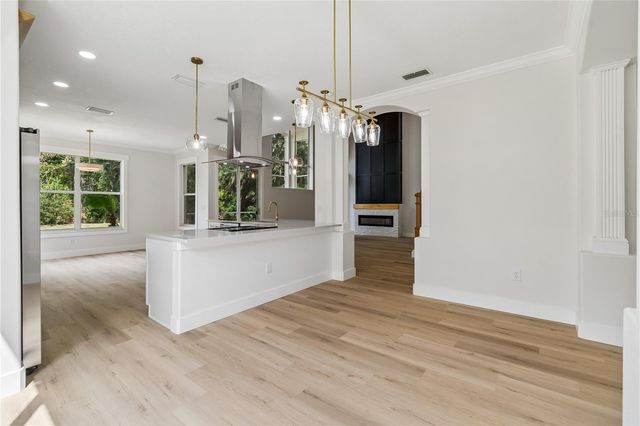 16936 FALCONRIDGE ROAD, Lithia, FL 33547