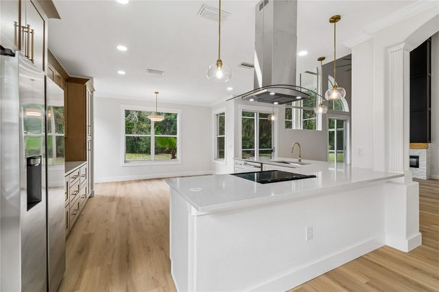 16936 FALCONRIDGE ROAD, Lithia, FL 33547