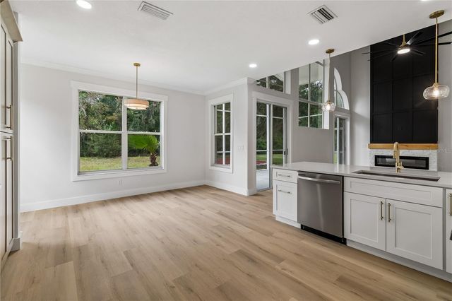 16936 FALCONRIDGE ROAD, Lithia, FL 33547