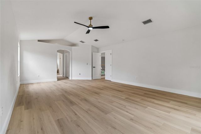 16936 FALCONRIDGE ROAD, Lithia, FL 33547