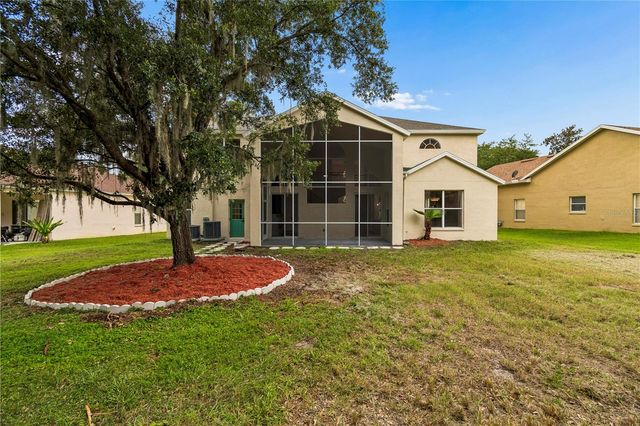 16936 FALCONRIDGE ROAD, Lithia, FL 33547