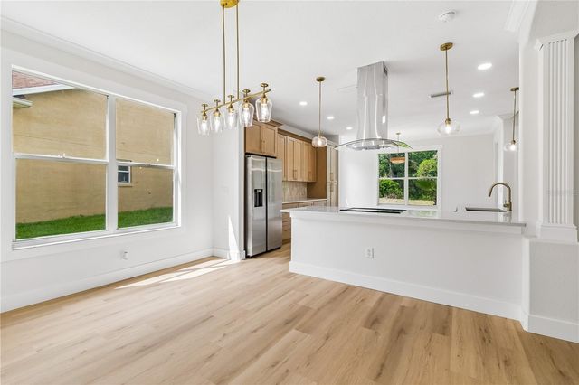 16936 FALCONRIDGE ROAD, Lithia, FL 33547