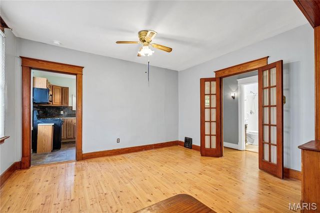 7070 Winona Avenue, St Louis, MO 63109