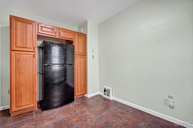 7070 Winona Avenue, St Louis, MO 63109