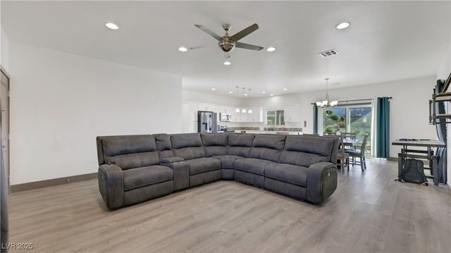 2181 Washoe Avenue, Pahrump, NV 89048