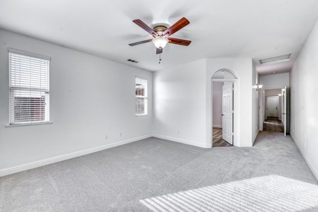 6575 E Cetti Avenue, Fresno, CA 93727