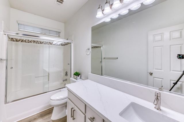 6575 E Cetti Avenue, Fresno, CA 93727