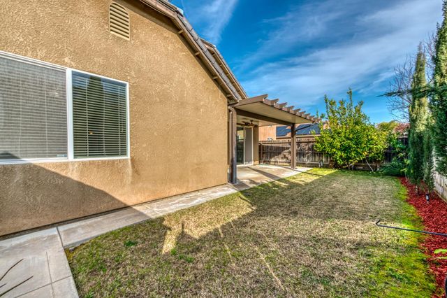 6575 E Cetti Avenue, Fresno, CA 93727