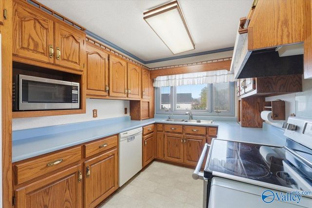 707 Winchester Road, Huntsville, AL 35811