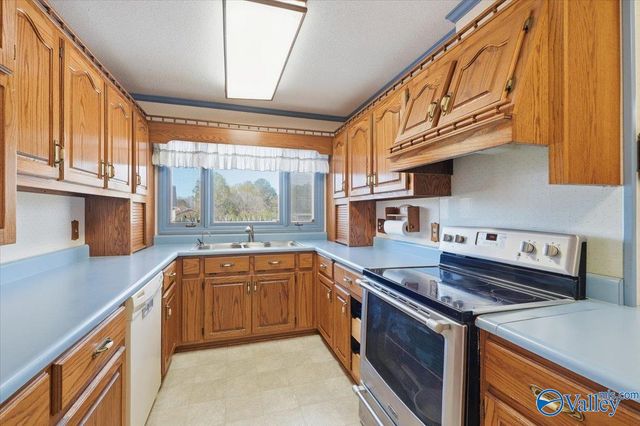 707 Winchester Road, Huntsville, AL 35811