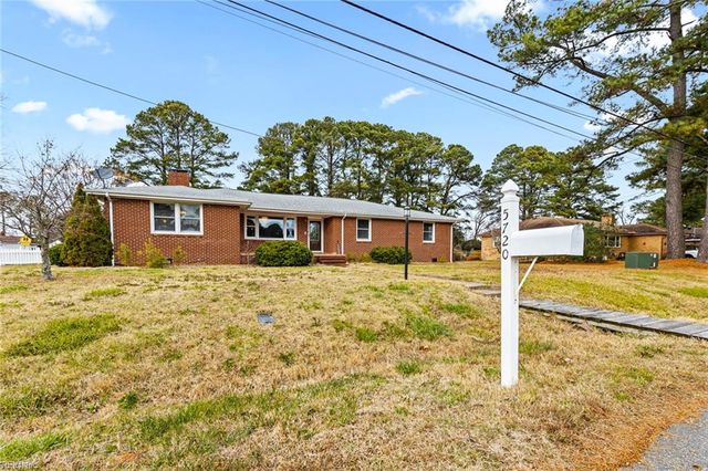 5720 Hawthorne LN, Portsmouth, VA 23703