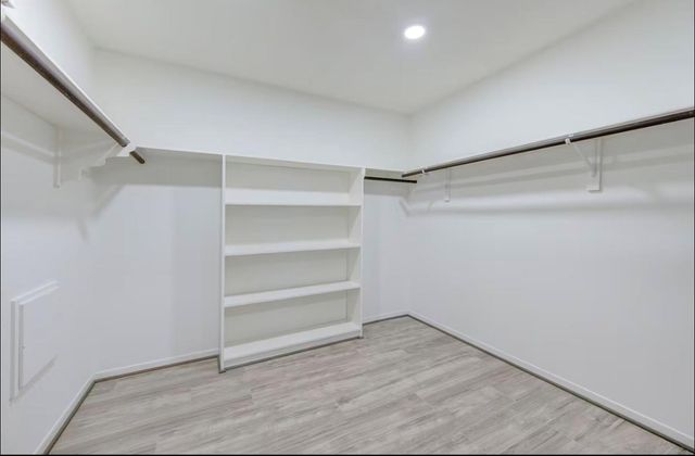 6131 Gladewell Drive, Houston, TX 77072