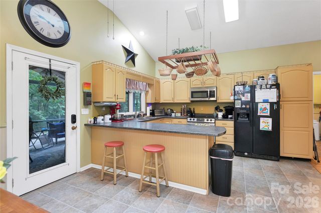 149 Tucked In Lane, Brevard, NC 28712