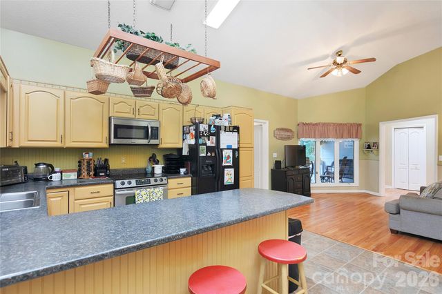 149 Tucked In Lane, Brevard, NC 28712
