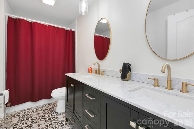 149 Tucked In Lane, Brevard, NC 28712