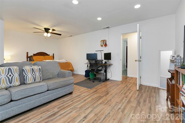 149 Tucked In Lane, Brevard, NC 28712