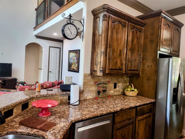 6401 Vintage Lake Drive, Arlington, TX 76016