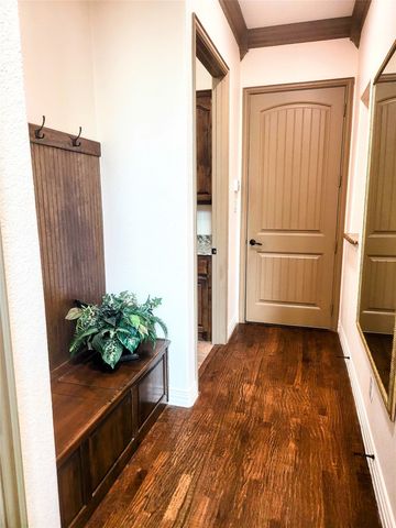 6401 Vintage Lake Drive, Arlington, TX 76016