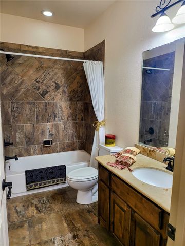 6401 Vintage Lake Drive, Arlington, TX 76016