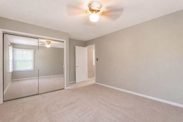 11655 S Nagle Avenue, Worth, IL 60482