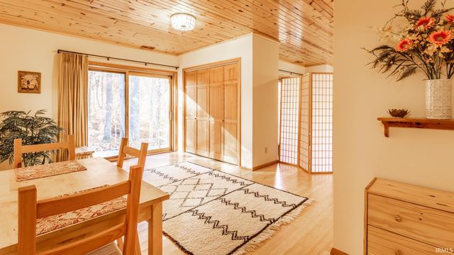 6671 E Gross Road, Bloomington, IN 47401