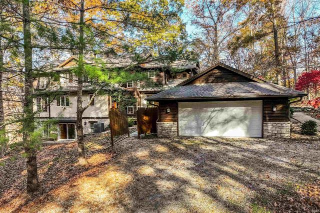 6671 E Gross Road, Bloomington, IN 47401