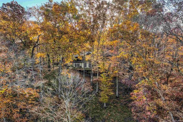 6671 E Gross Road, Bloomington, IN 47401