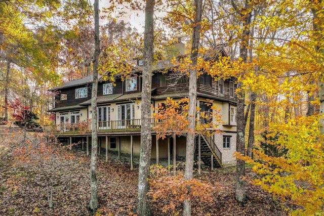 6671 E Gross Road, Bloomington, IN 47401