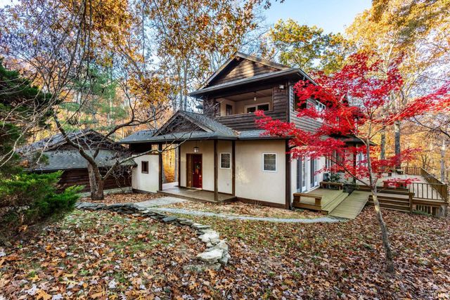 6671 E Gross Road, Bloomington, IN 47401