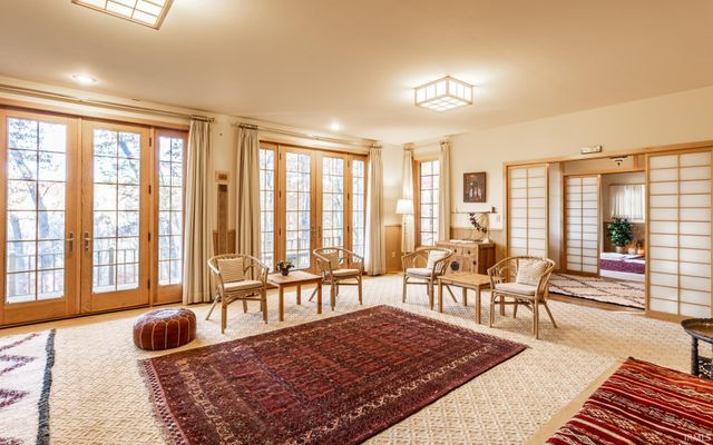 6671 E Gross Road, Bloomington, IN 47401