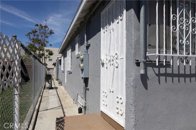 10703 Anzac, Los Angeles, CA 90059