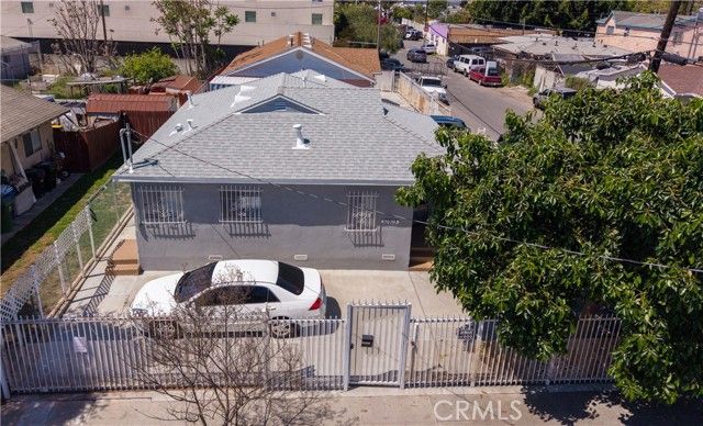 10703 Anzac, Los Angeles, CA 90059