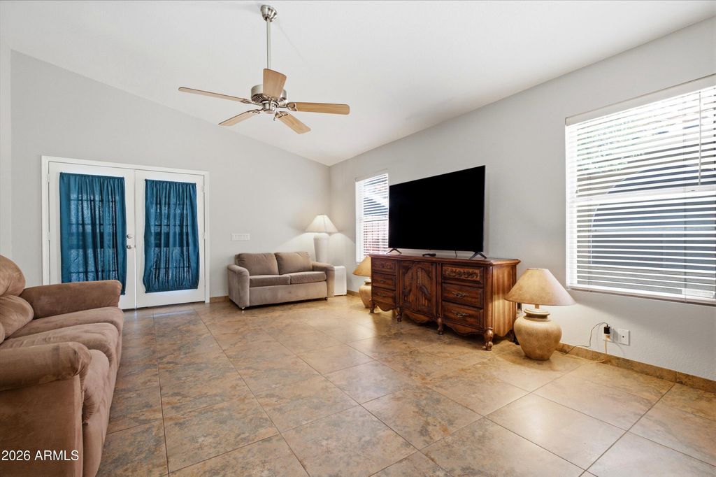 7942 W Paradise Drive, Peoria, AZ 85345 — photo 5