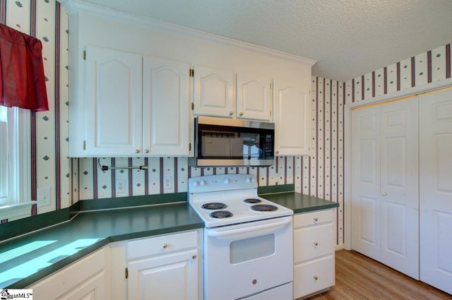 108 Baldwin Place, Easley, SC 29642