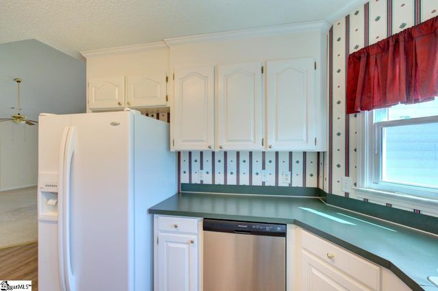 108 Baldwin Place, Easley, SC 29642