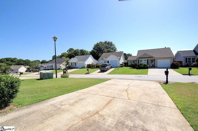 108 Baldwin Place, Easley, SC 29642