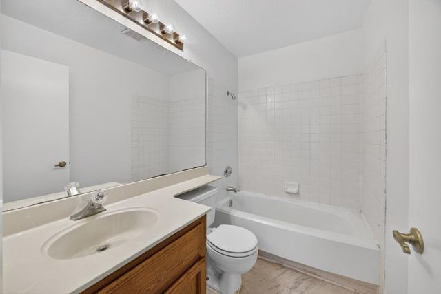 764 Cobble Hill Way, Galt, CA 95632