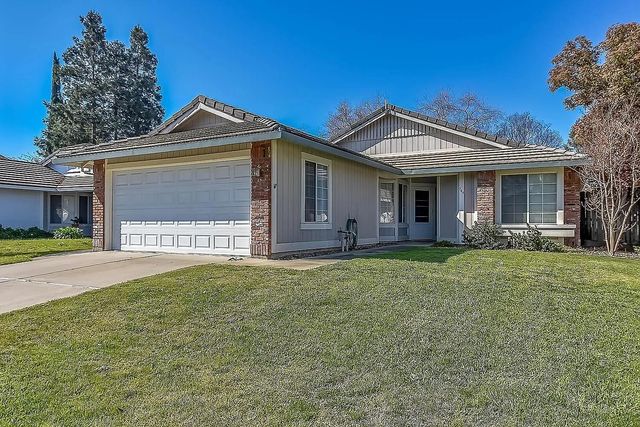 764 Cobble Hill Way, Galt, CA 95632