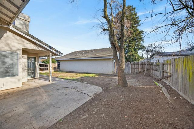 764 Cobble Hill Way, Galt, CA 95632